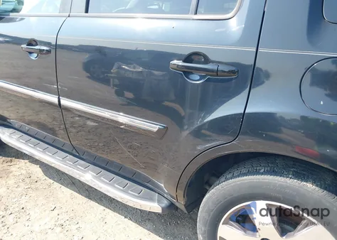 2012 Honda Pilot Touring из США, поврежденный, VIN 5FNYF4H98CB032194